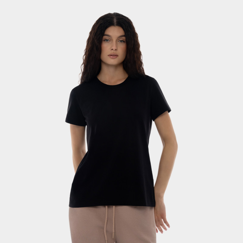 Կանացի բազային շապիկ